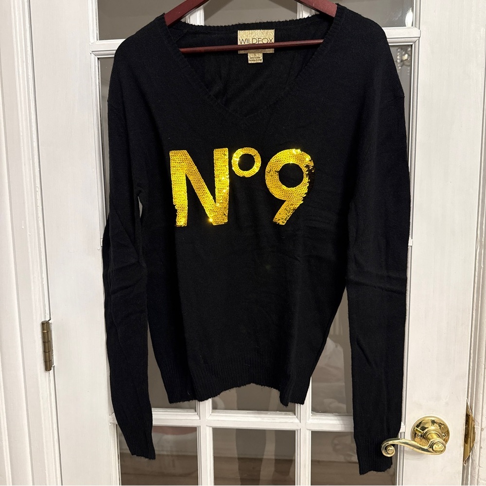 WILDFOX White Label Women's Black Gold Sequin No 9 V-Neck Sweater Size S